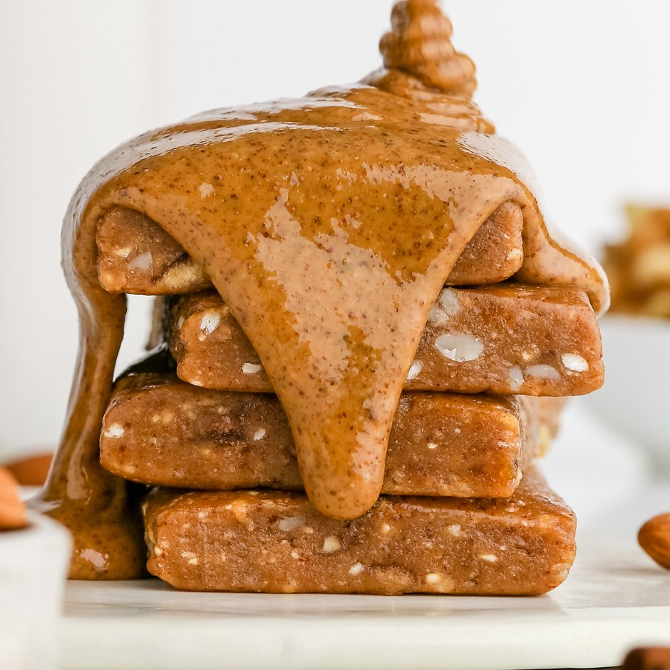 GoMacro Protein Bar 65 Grams, Banana & Almond Butter - Nutrition Plus